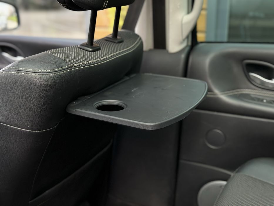 RENAULT ESPACE 2011р, 2.0 дизель, механіка, передній привід