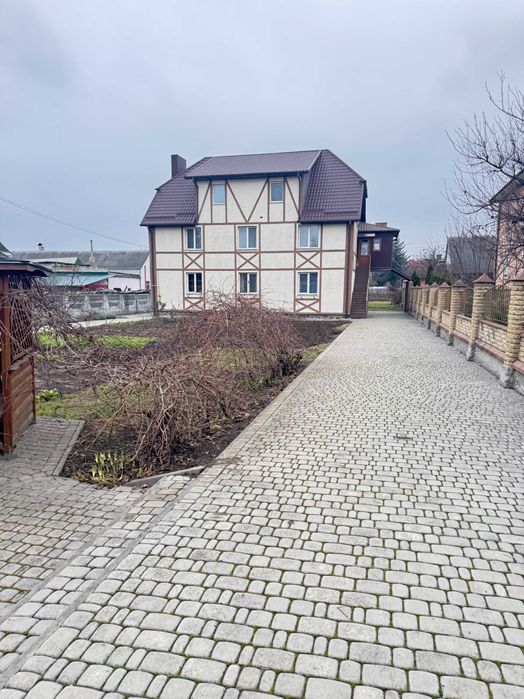 Продаж дуплексу в Липинах