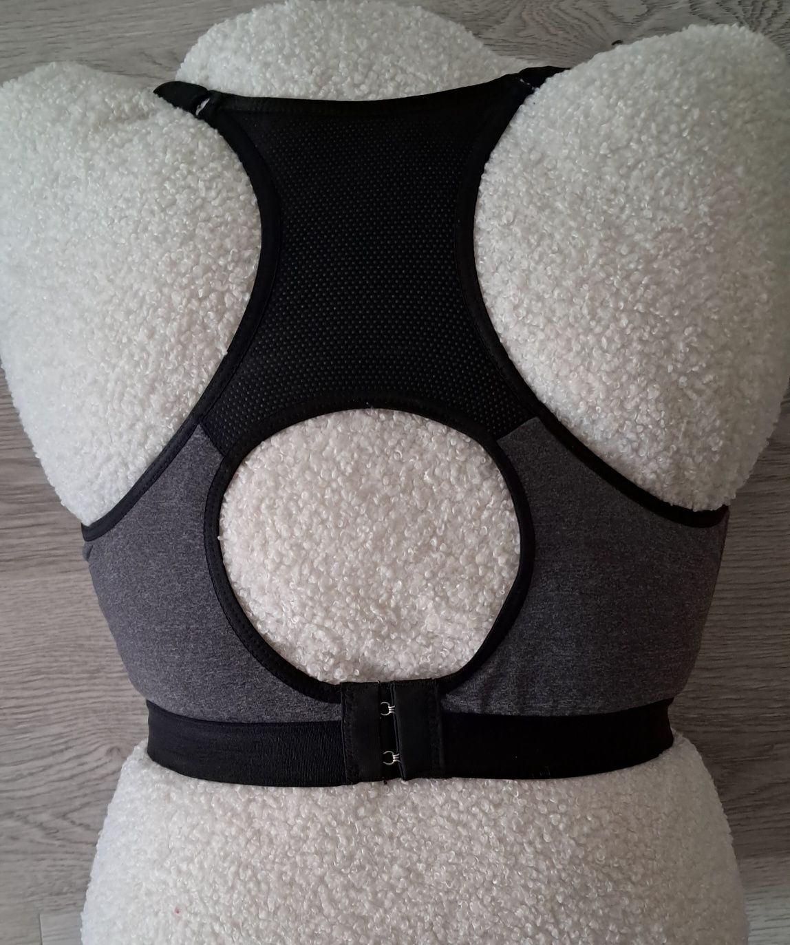 Sportowy stanik top fitnes