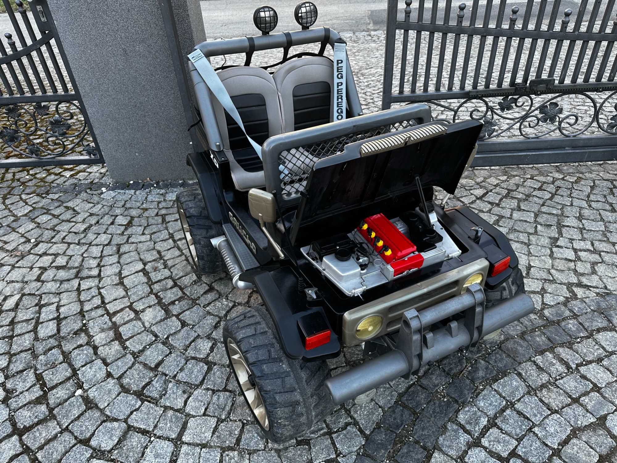 Peg Perego Gaucho XP 24V auto jeep pojazd elektryczny