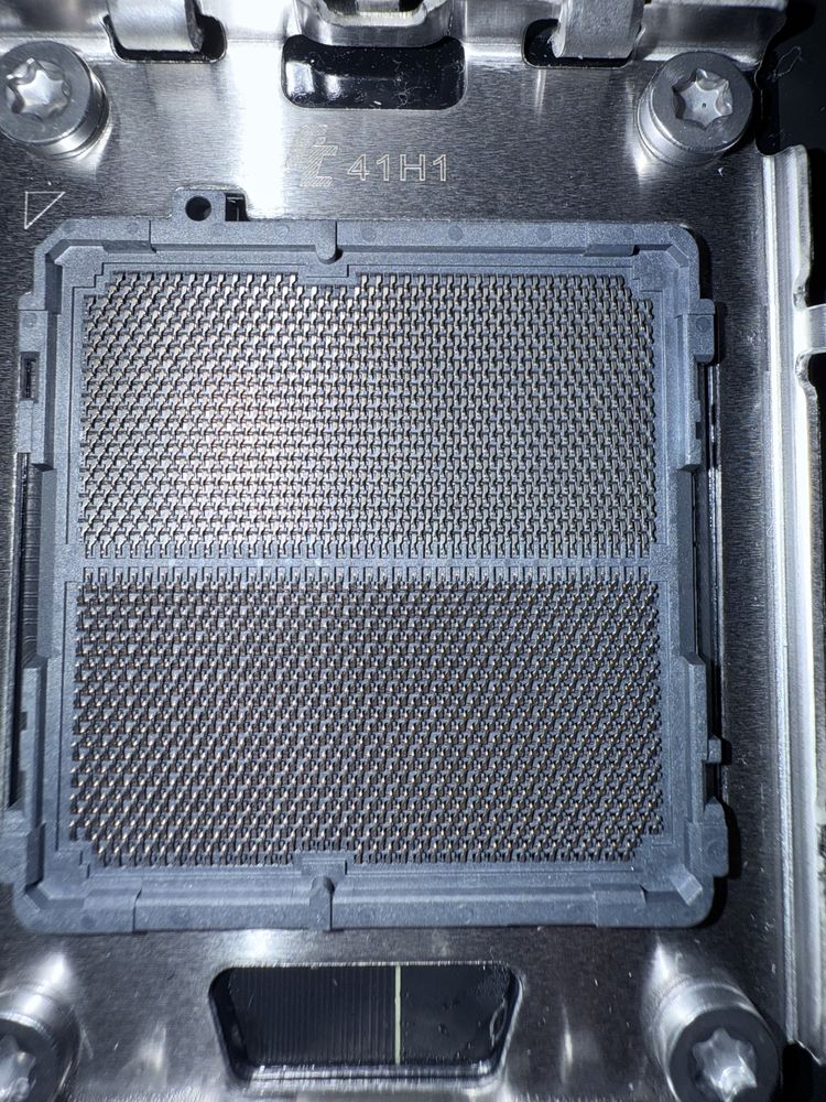 Płyta Główna MSI B650 TOMAHAWK WIFI – AM5, DDR5, WiFi 6E