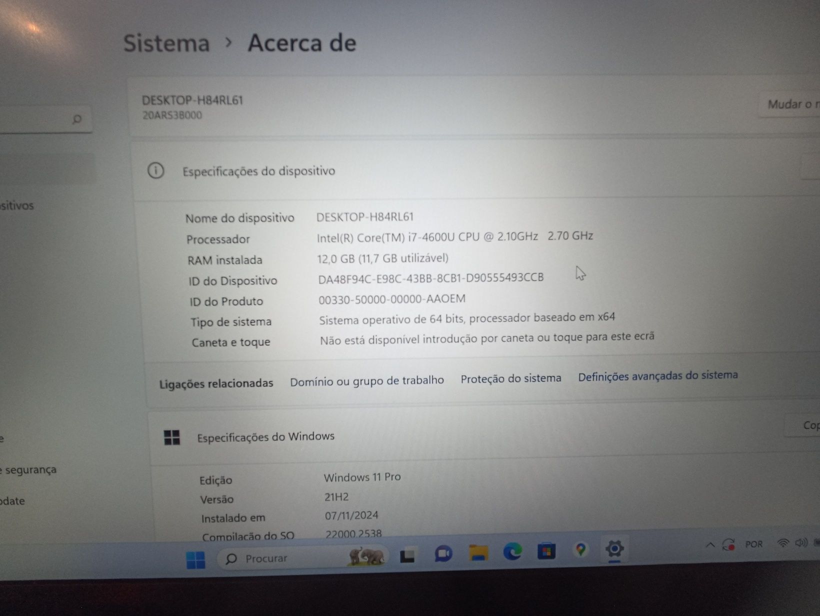 Thinkpad T440s 12 GB RAM 
Bateria com duração de