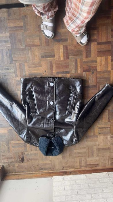 Zara casaco com brilho tamanho S novo sem uso