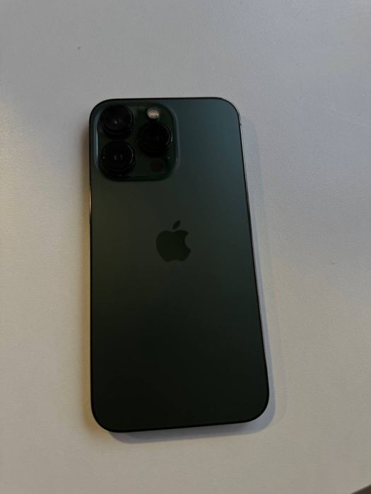 Продам айфон 13 про