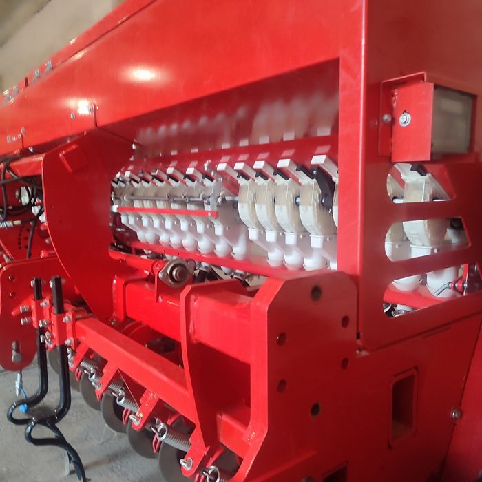 Продам Сівалку зернову нова.4метра.