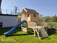 plac zabaw huśtawka domek drewniany dla dzieci