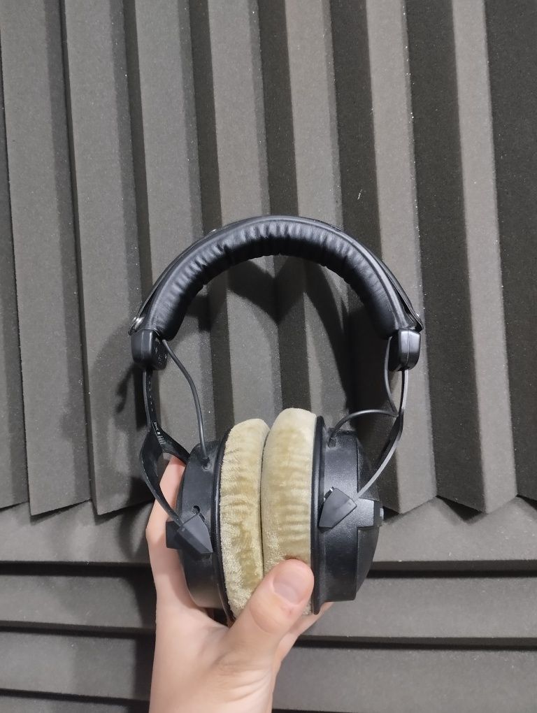 Słuchwaki studyjne BEYERDYNAMIC DT770 Pro 80
