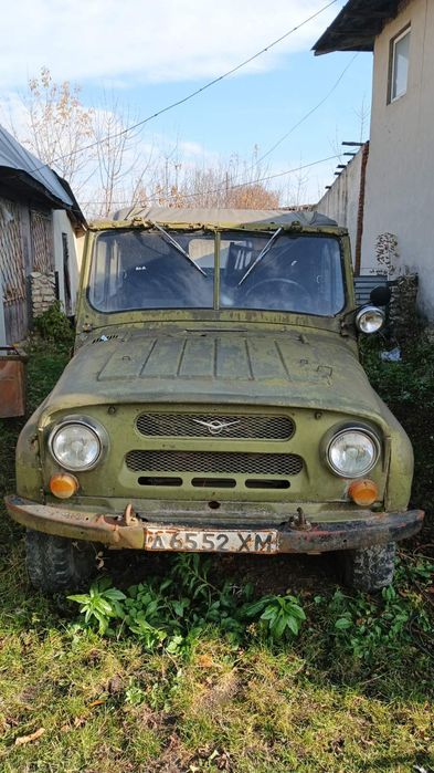 Продам автомобіль УАЗ-469Б
