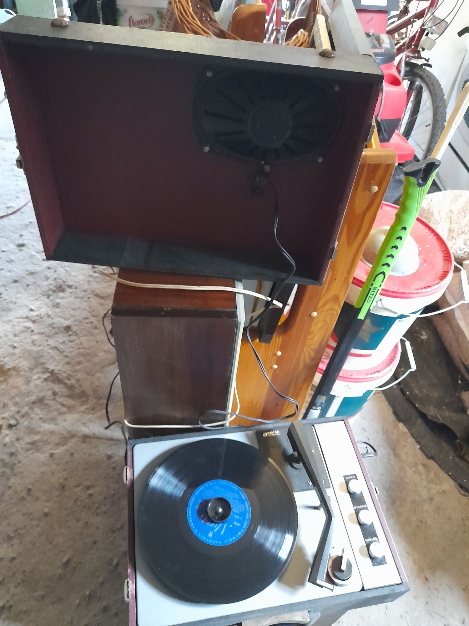 Stary gramofon-adapter