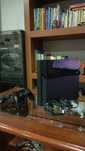 PS4 com mais dois comandos