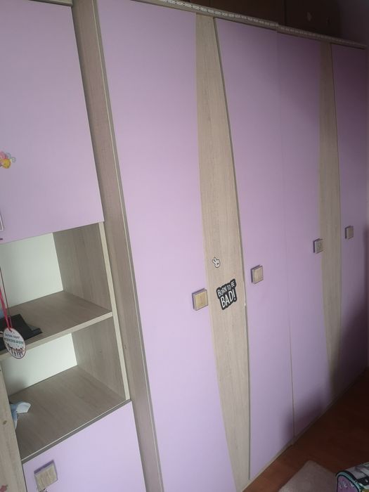 Zestaw mebli do pokoju