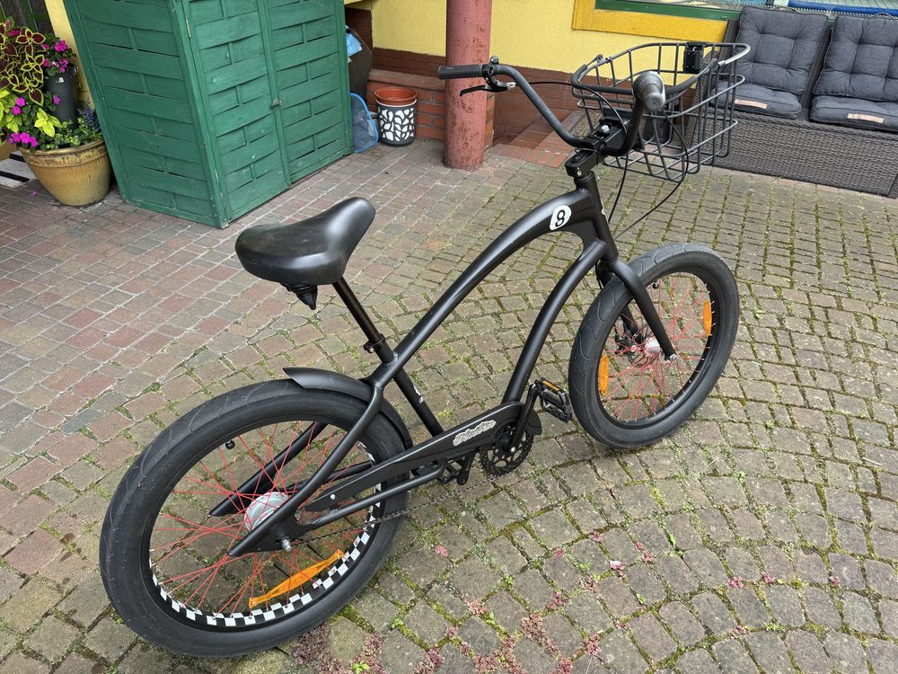 Electra Straight 8 8i cruiser