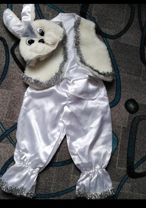 Прокат. Костюм зайчика