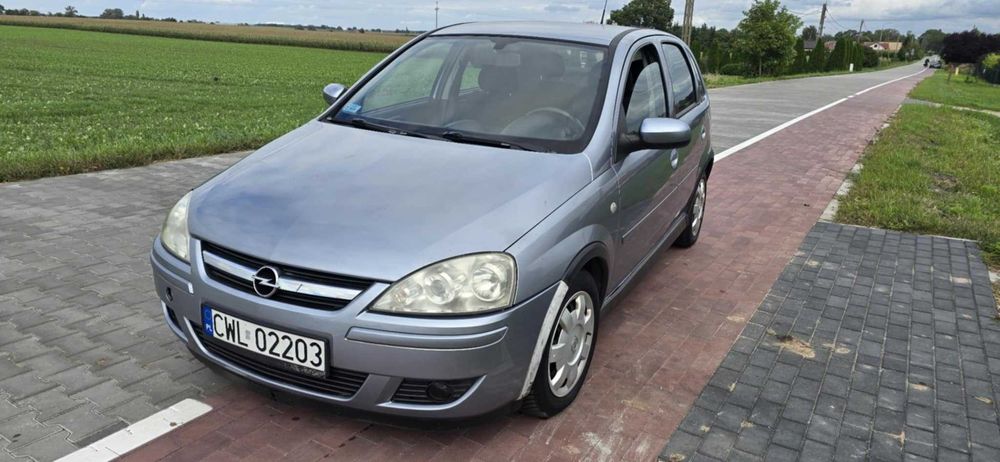 Opel Corsa C 1.2 benzyna 2004r 5 drzwi climatronic 139tys przebiegu