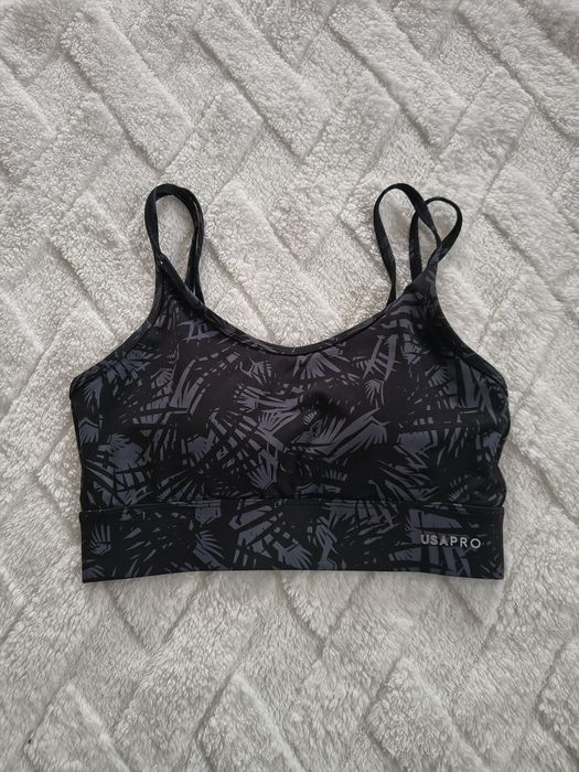 Biustonosz sportowy USA pro czarny rozmiar 40 usztywniane miseczki