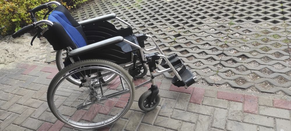 Wózek dla niepełnosprawnego