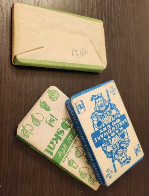 Zapakowane lakierowane karty do gry Karkowskie zakłady wyobów papiero