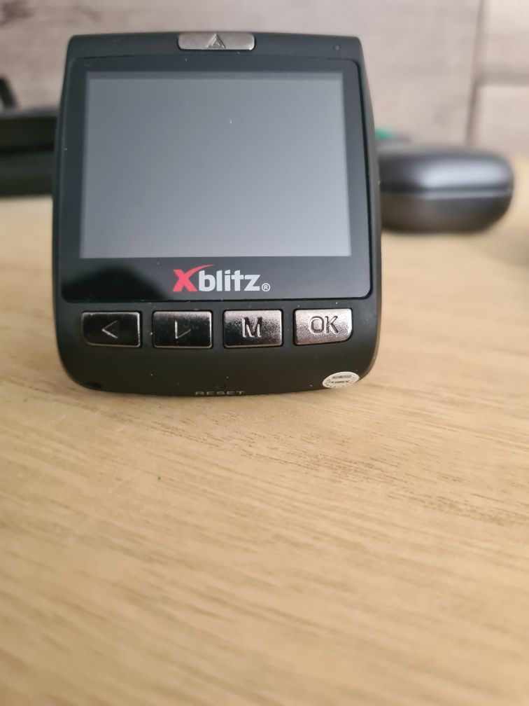 Wideorejestrator samochodowy Xblitz Bird 2.0