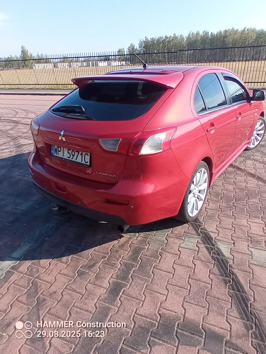 Mitsubishi Lancer sportbacka 1.8 doinwestowany