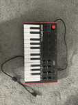 akai mpk mini klawiatura midi pianino kontroller