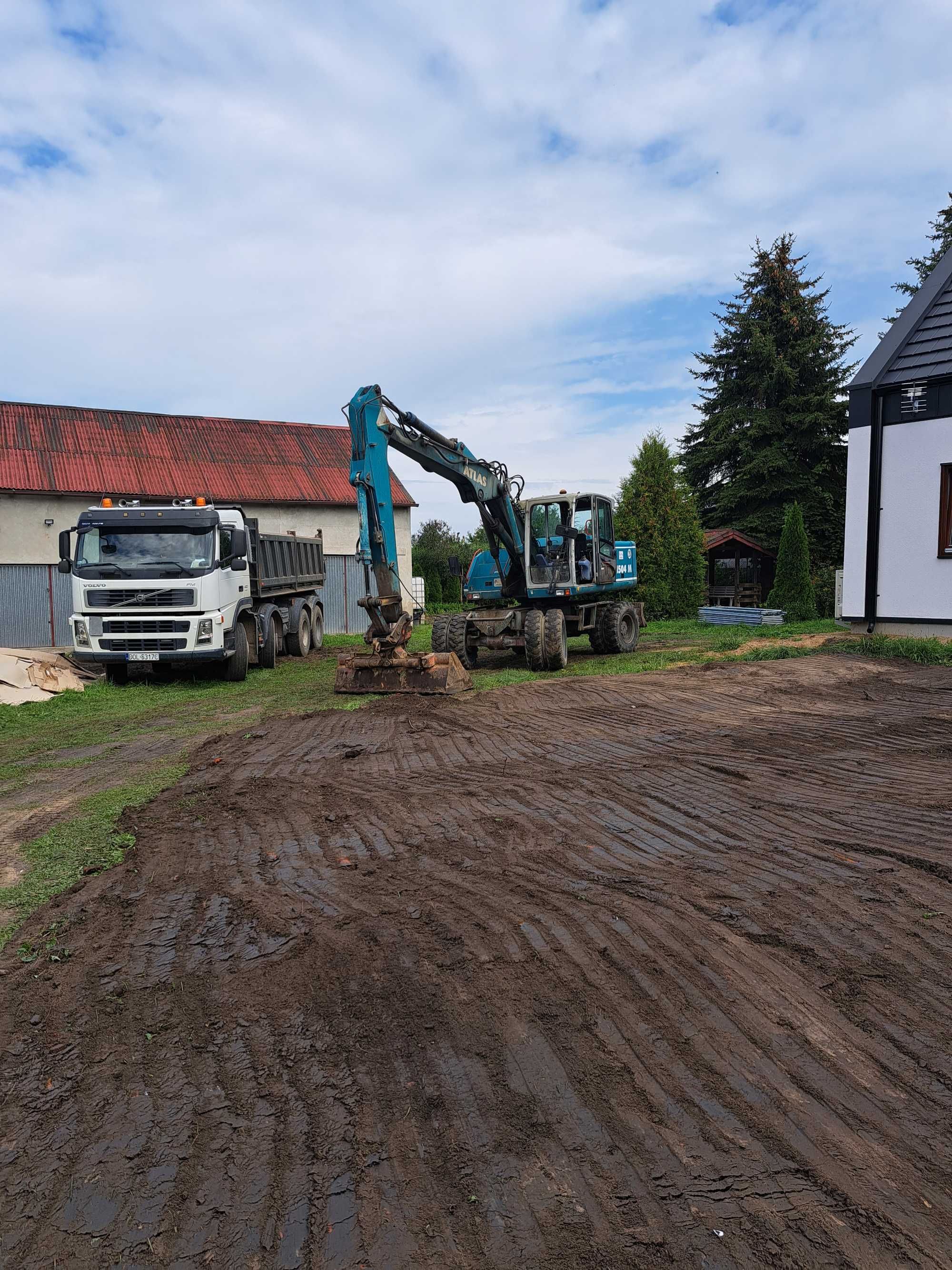 Koparko-ładowarka Koparka Ziemia  Żwir Tłuczeń Piasek Dobroszyce