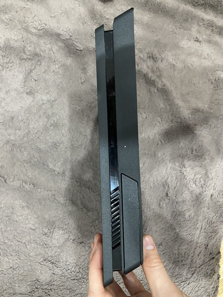 ps4 slim 500gb uzywana