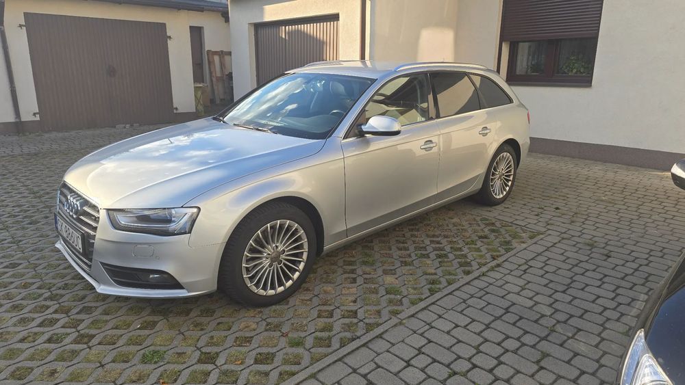 Audi A4 Avant AUDI A4 B8 2.0 TDi
