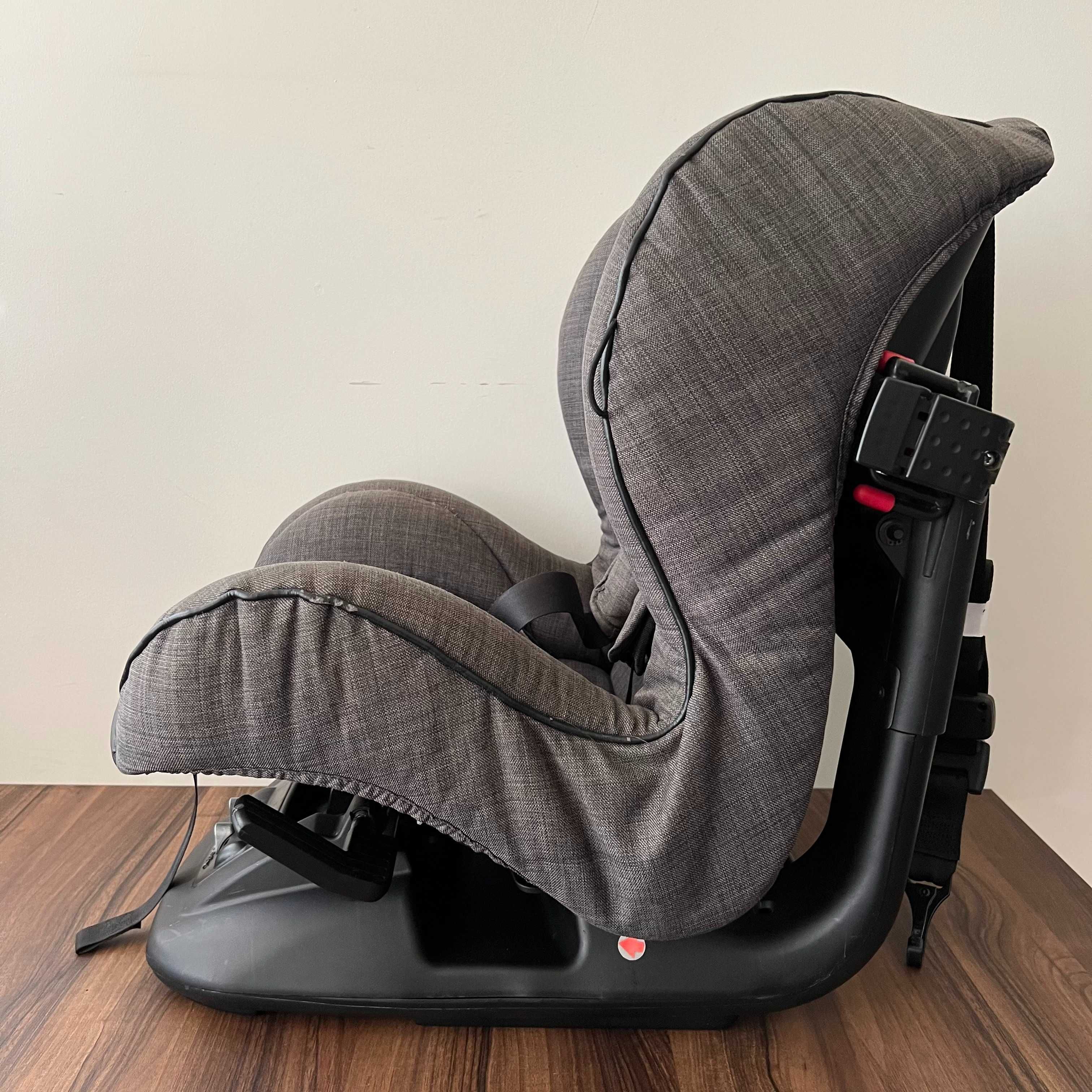 Cadeira Auto grupo 1, dos 9 aos 18 Kg, BebéCar, Isofix, Cinzento