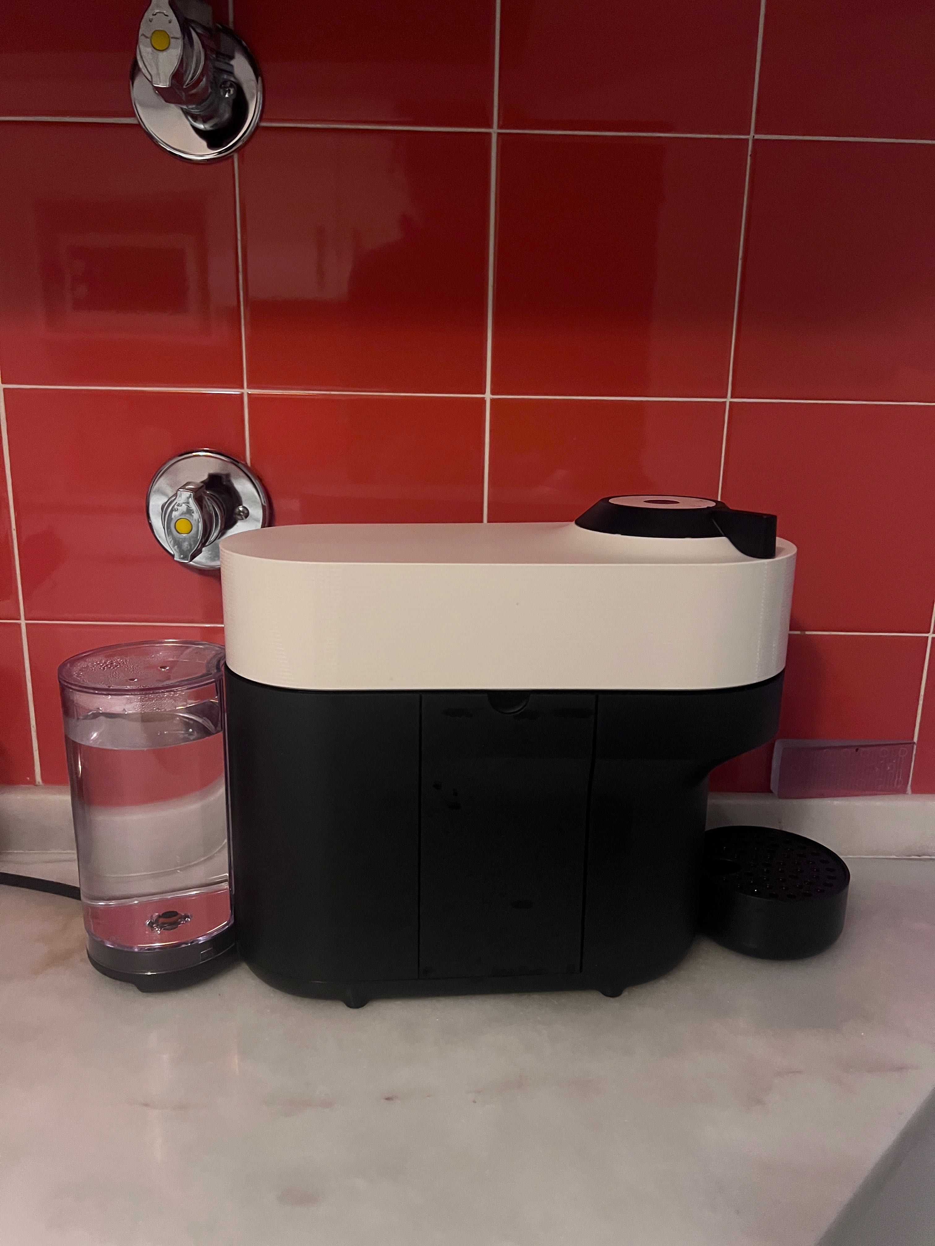 Máquina Nespresso Vertuo branca