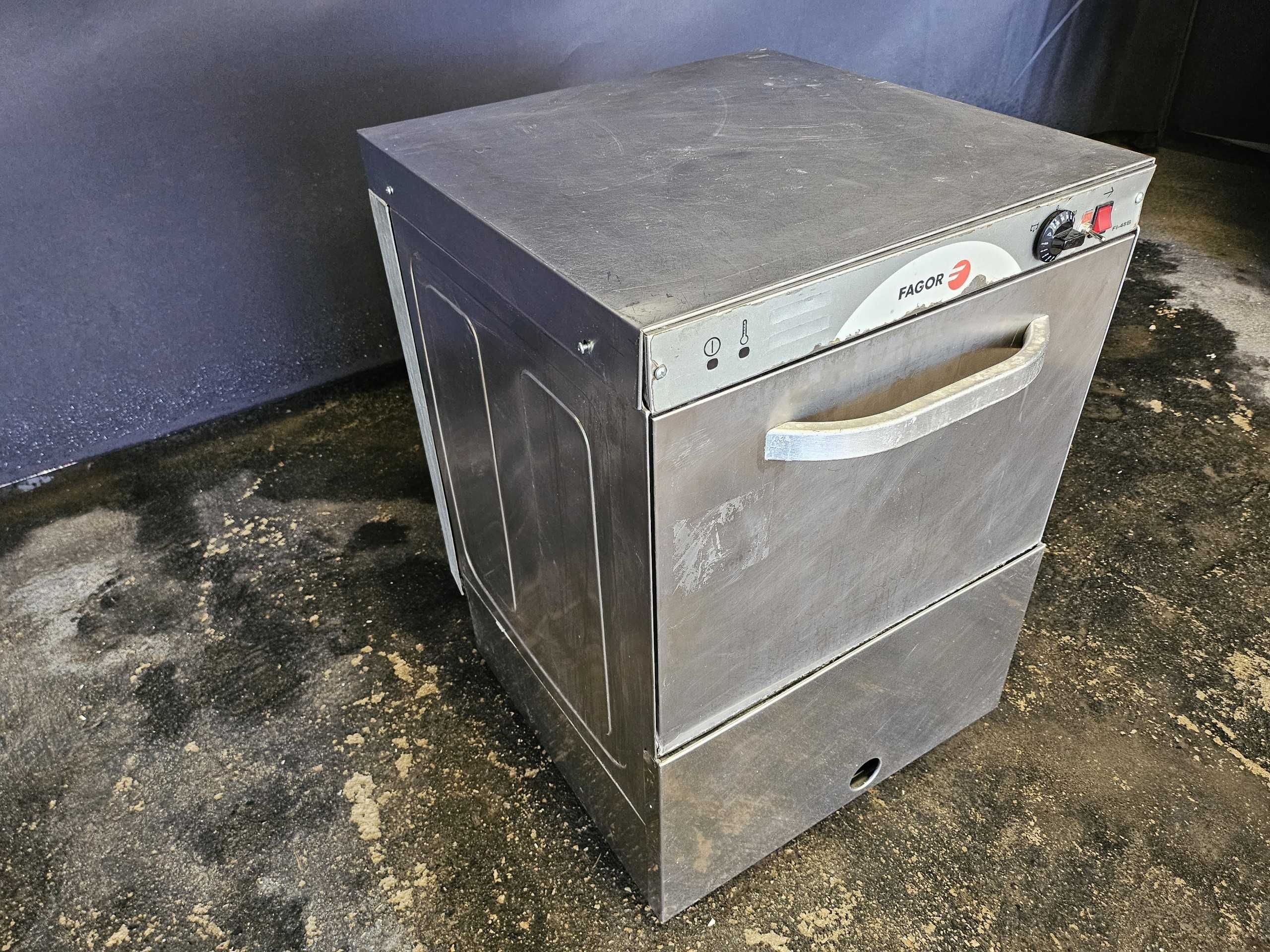 Máquina de lavar loiça para cozinha