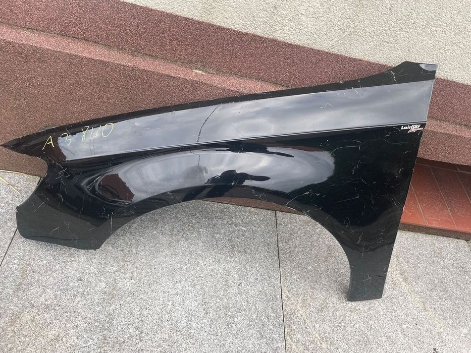 błotnik audi a3 8v0821467e lewy oryginał uchwyt hb ! nie sedan !
