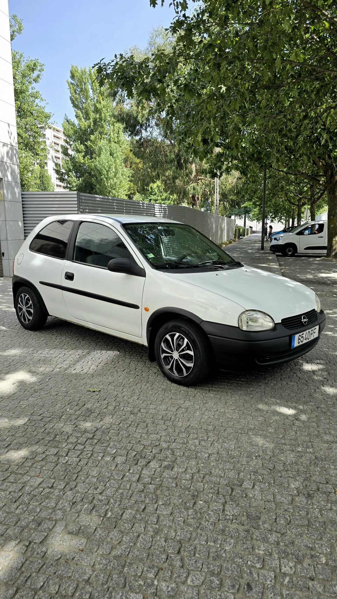 Opel corsa 1.7 Isuzu Diesel