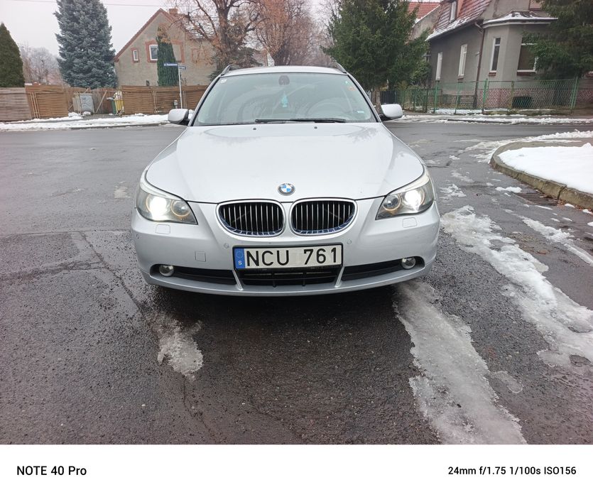 BMW 5 rok 2006 Benzyna