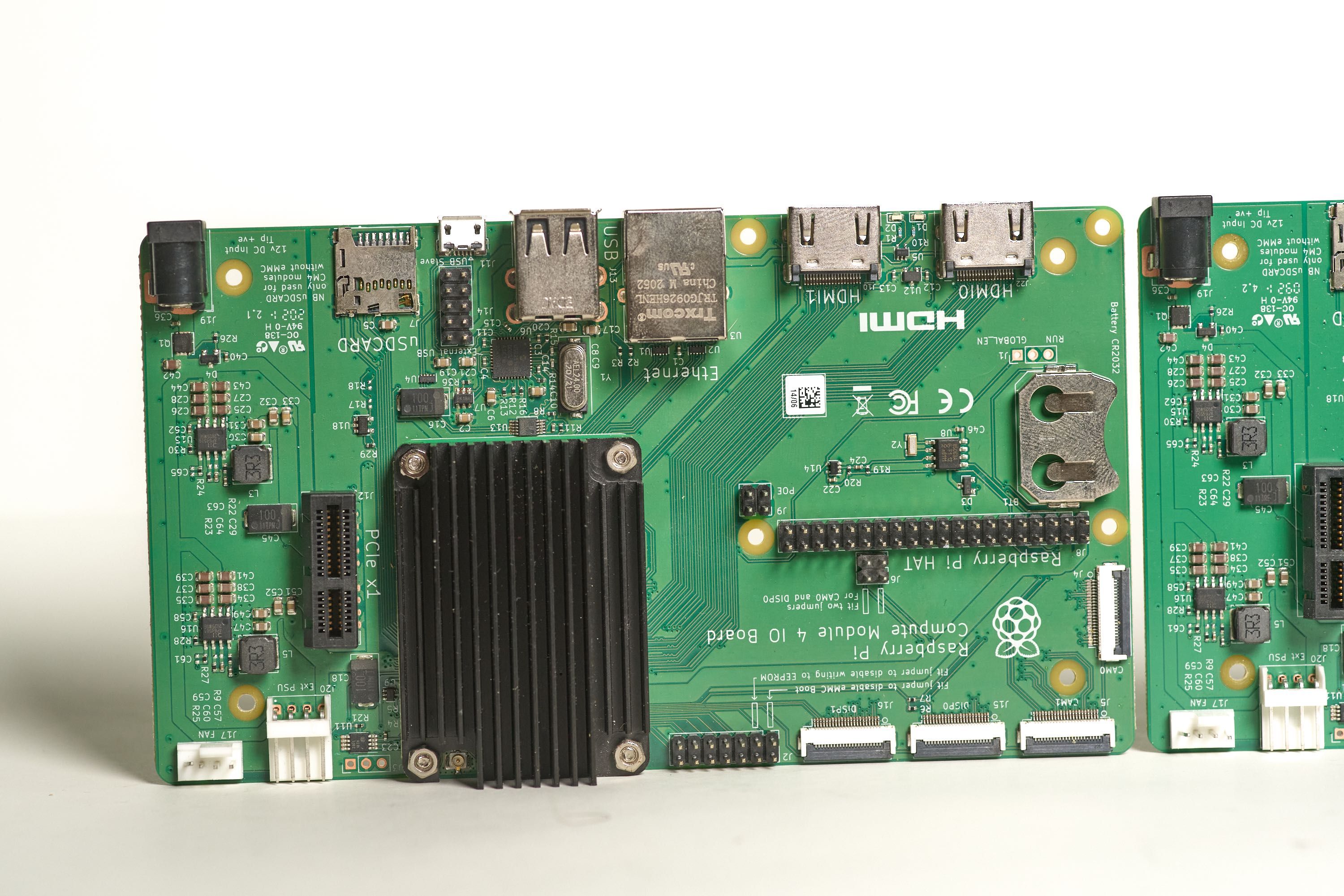 Raspberry pi cm4 8gb ram + 16Gb eMMC+ Bluetooth e wifi + io board