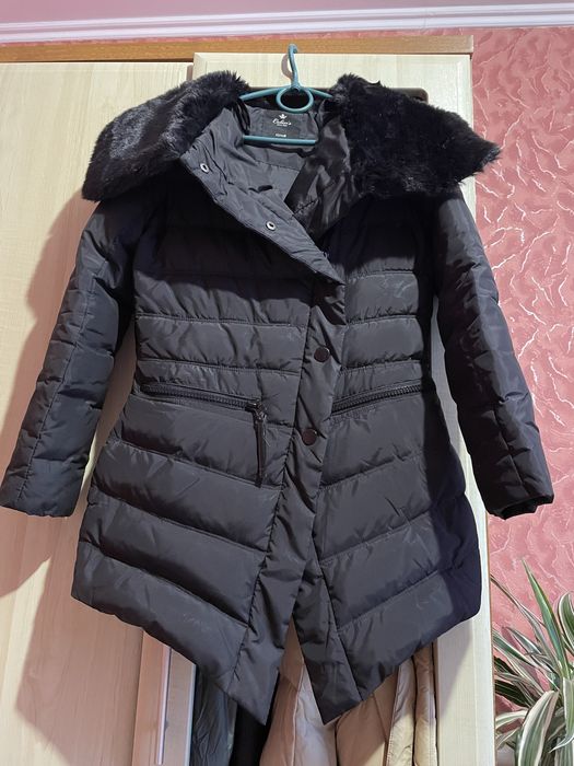 Пуховик Colins, розмір хс