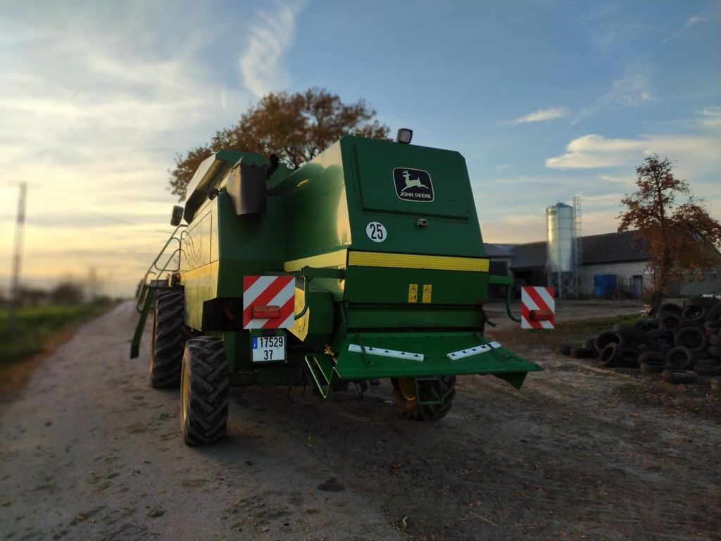 Kombajn John Deere 2256