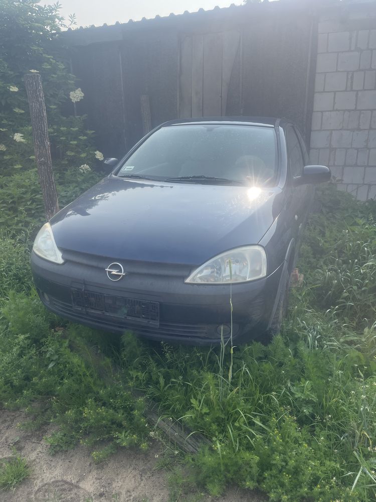 Renault clio 2 Czesci 1.4 bezyna Corsa C 1.2