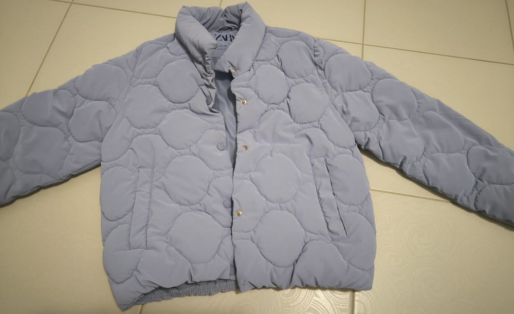 Kurtka błękitna pikowana Zara 152