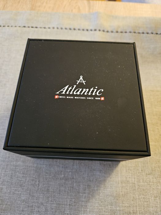 Atlantic Seaway z wiecznym kalendarzem