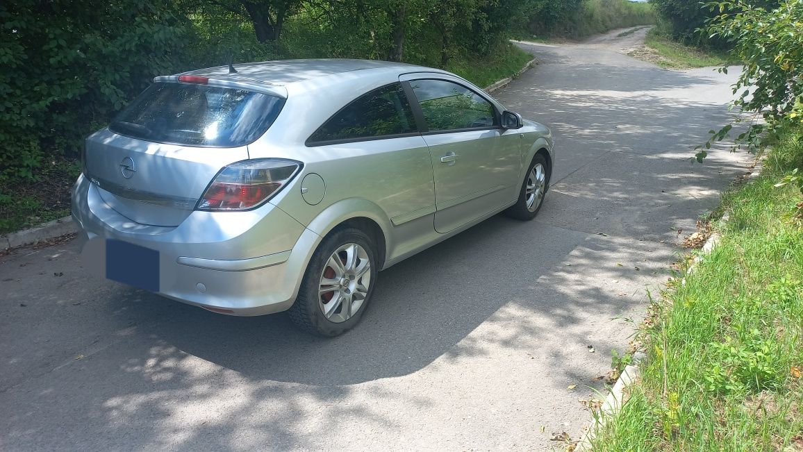 Opel Astra GTC 1.6 +Lpg 2006r
