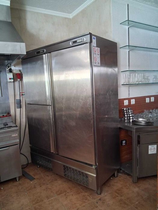 Frigorífico Industrial Infrigo de 3 Portas