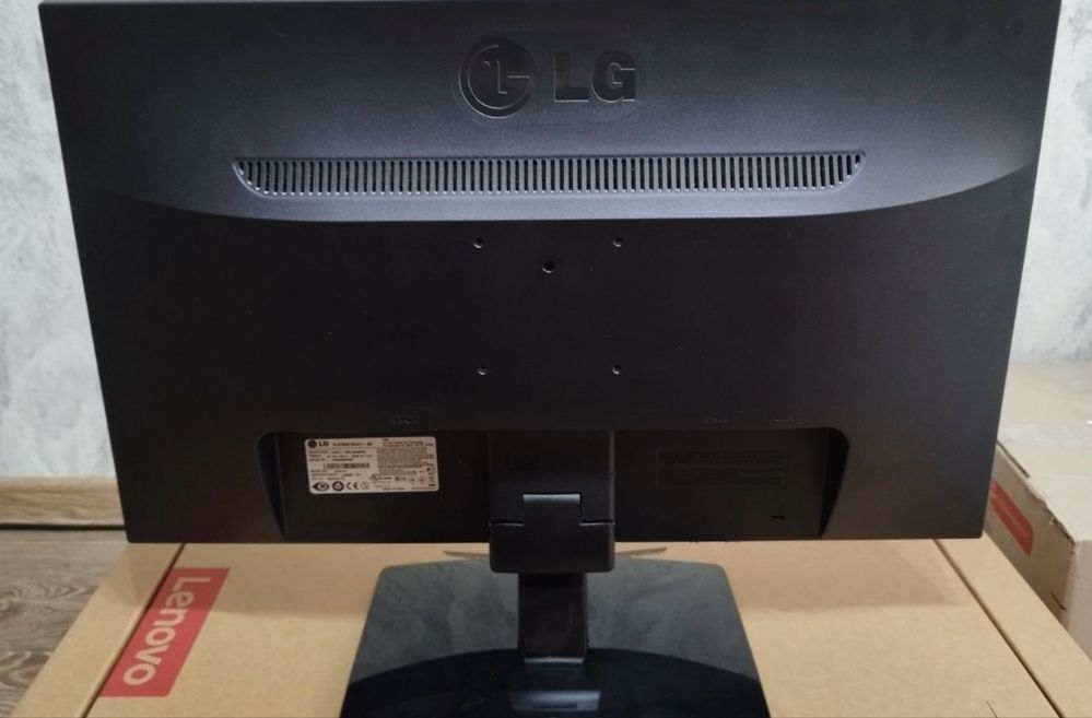 (БУ)    Монітор LG FLATRON E2341