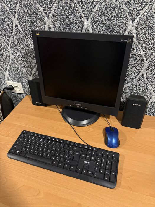 Компʼютер для навчання або офісу