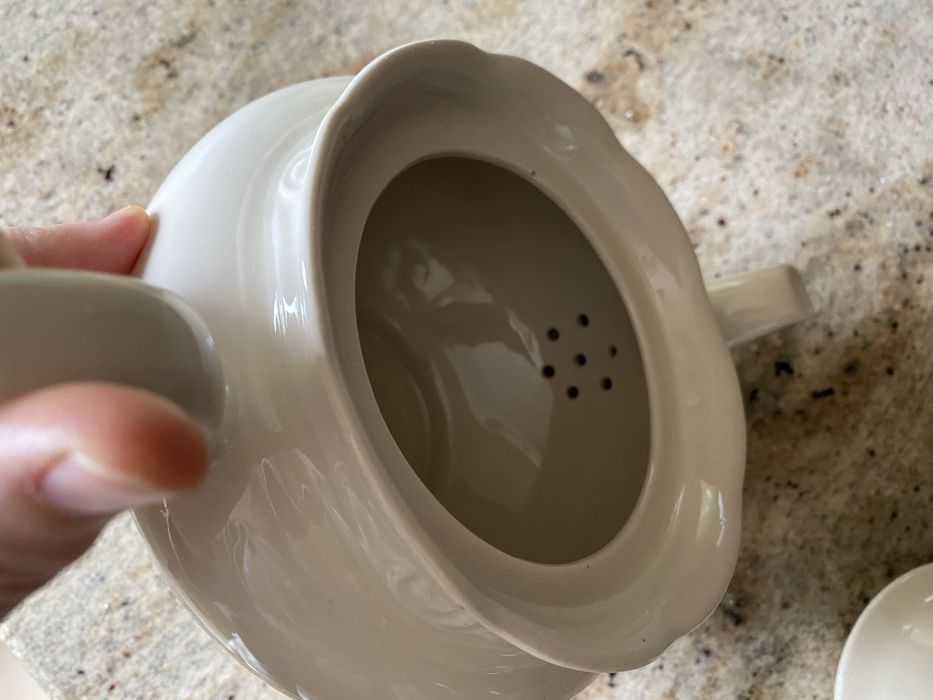 Imbryczek do herbaty, kremowa, stara porcelana