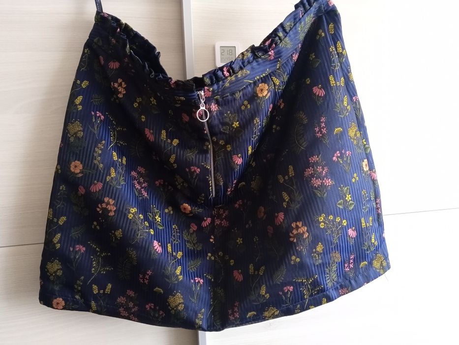 Krótka spódnica Primark 48 kwiaty haft złote wiosnę plus size
