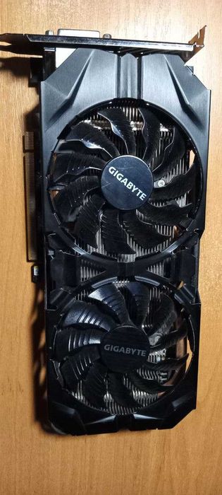 Видеокарта Gigabyte R9 390 8Gb GDDR5