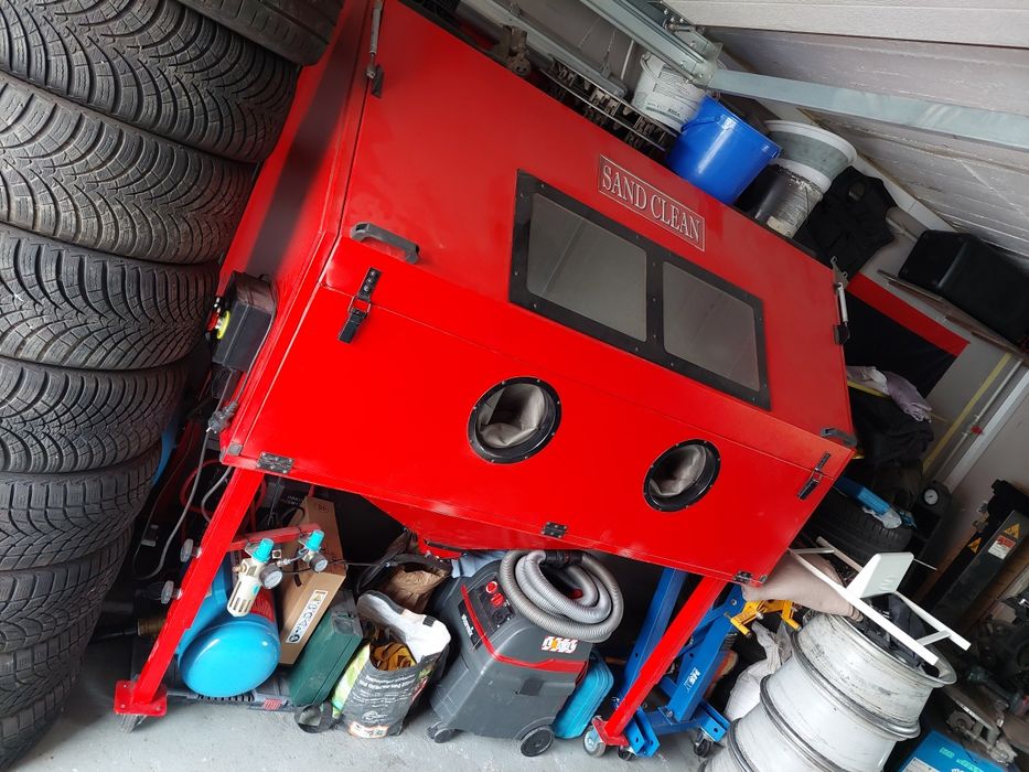 Duża kabina do piaskowania piaskarka