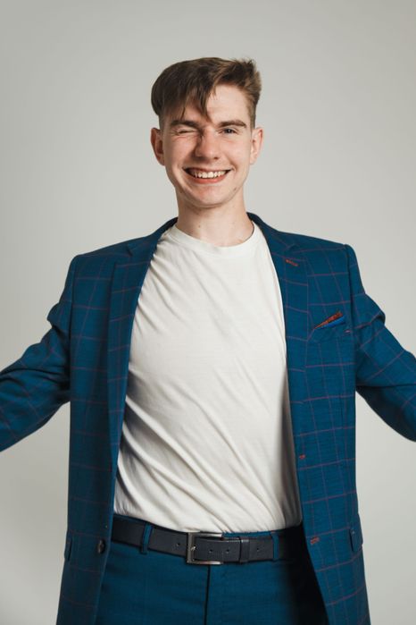 Ведучий Київ/ корпоратив/ Весілля / випускний/ тімбілдінг/ Ювілеї