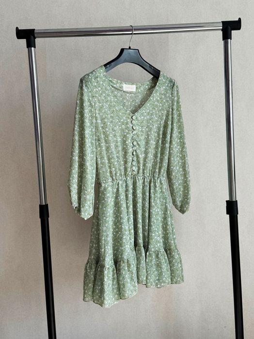 Легка шифонова сукня