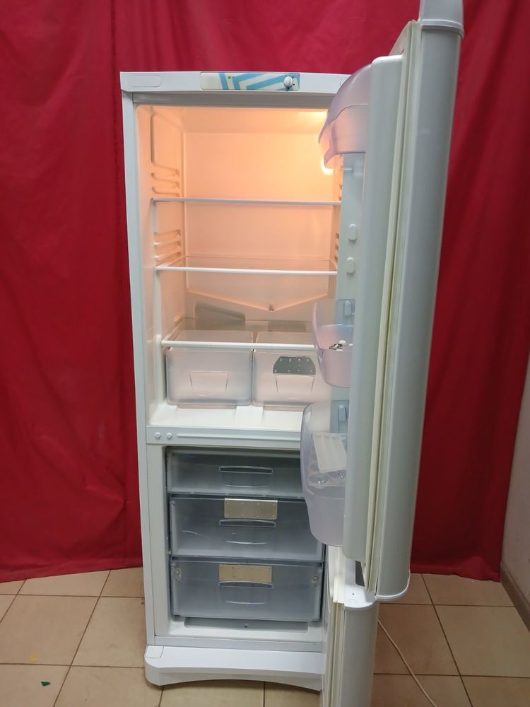 Холодильник Indesit B 16 Высота 170 см